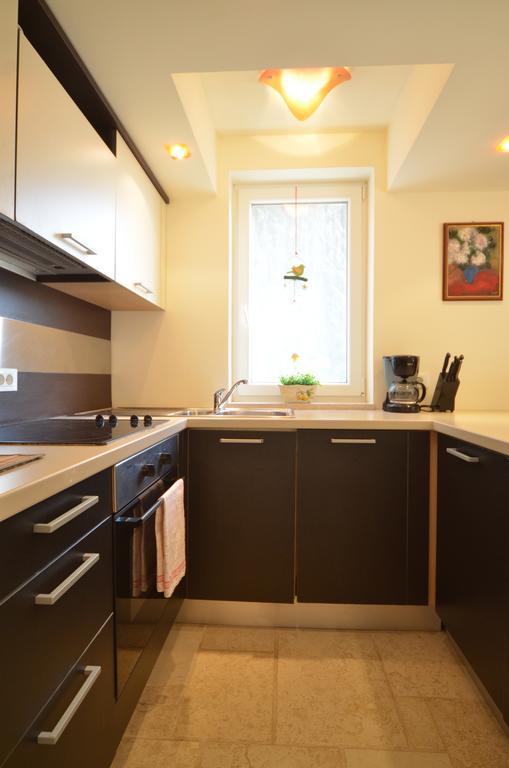 Apartment Kare 로비니 외부 사진