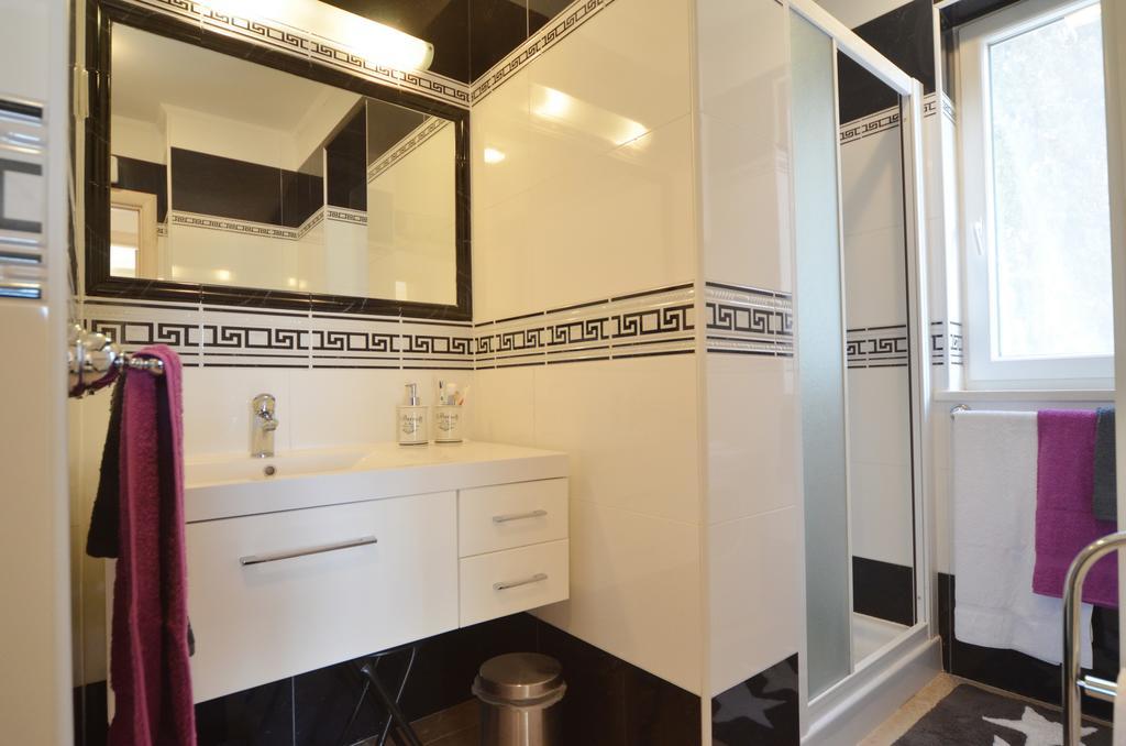 Apartment Kare 로비니 외부 사진